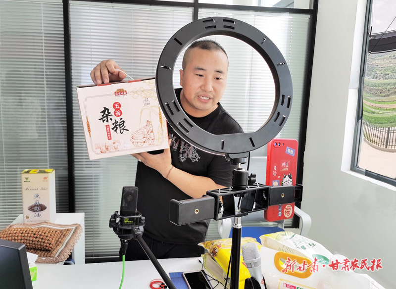 一版2_看图王.jpg