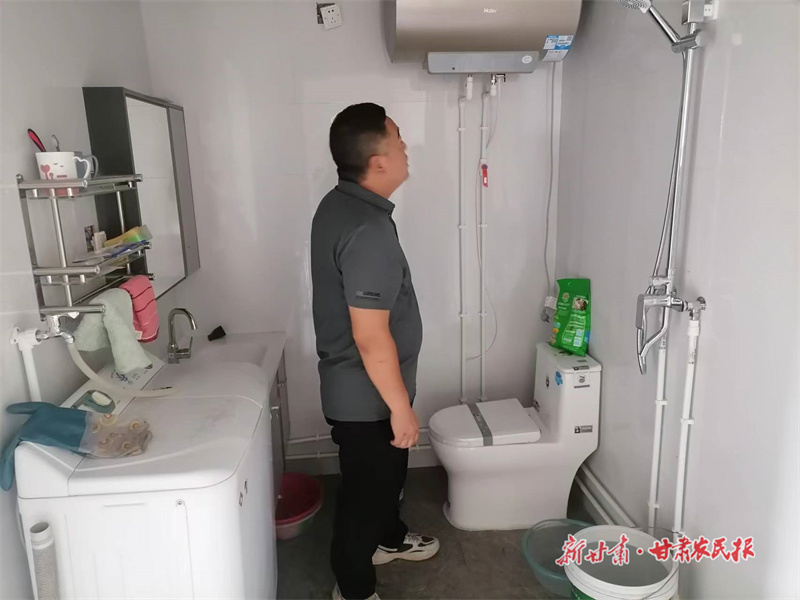 1693385044958451.jpg GetAttachment.jpg