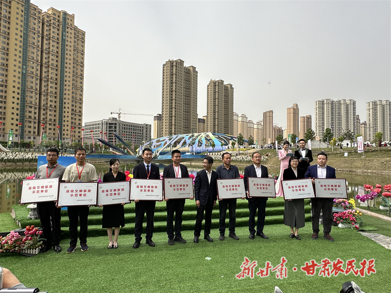 37c71a3d74e32f802a69b3d4128bfc7