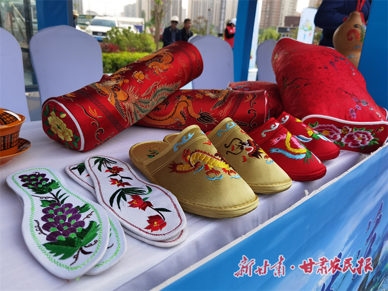 77d7cf643990de994ac51ab25a50ba2