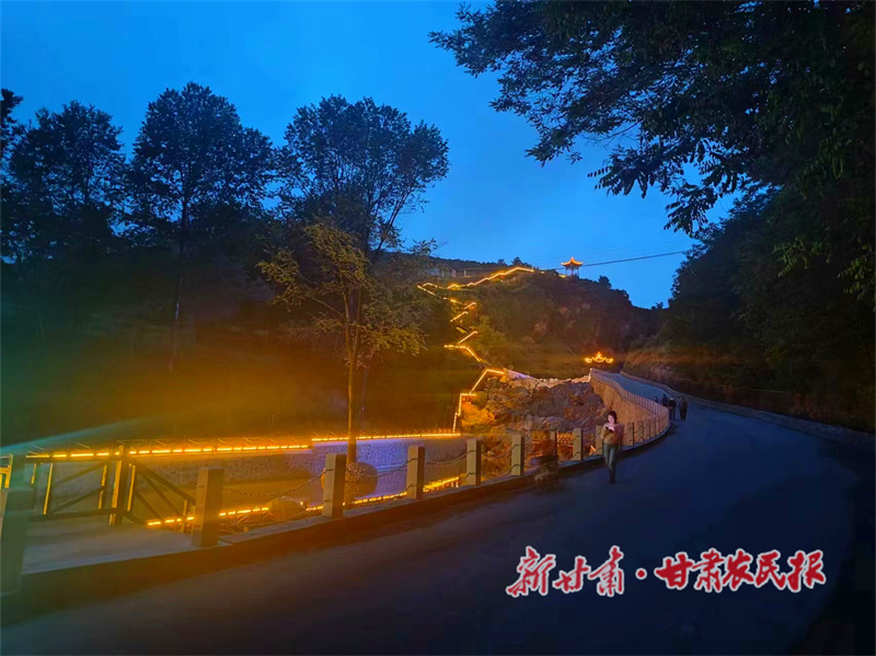 裕光村夜景.jpg