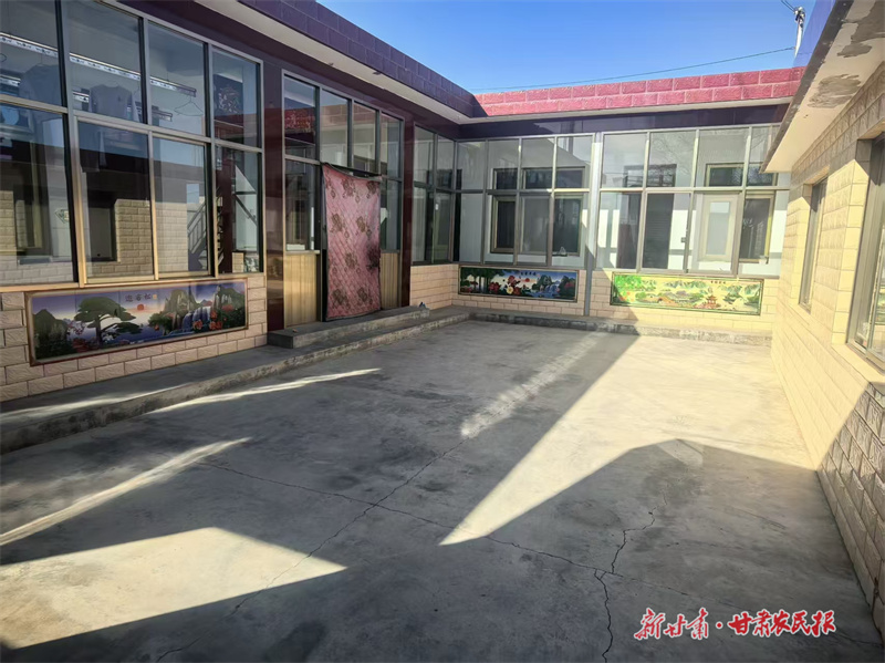 3.甘肃平凉香莲乡：小庭院“扮靓”乡村治理大文章 由受访单位提供 (3).jpg