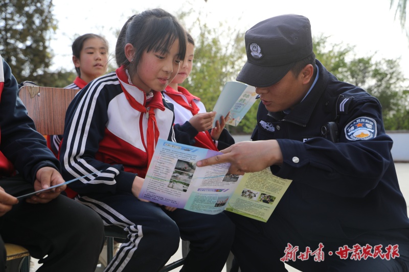 589c853bab37519850983313e3a7dbf4