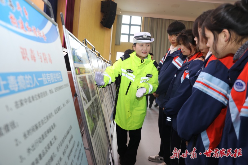 63f0b65387e8897b5492d94c3e715a8b