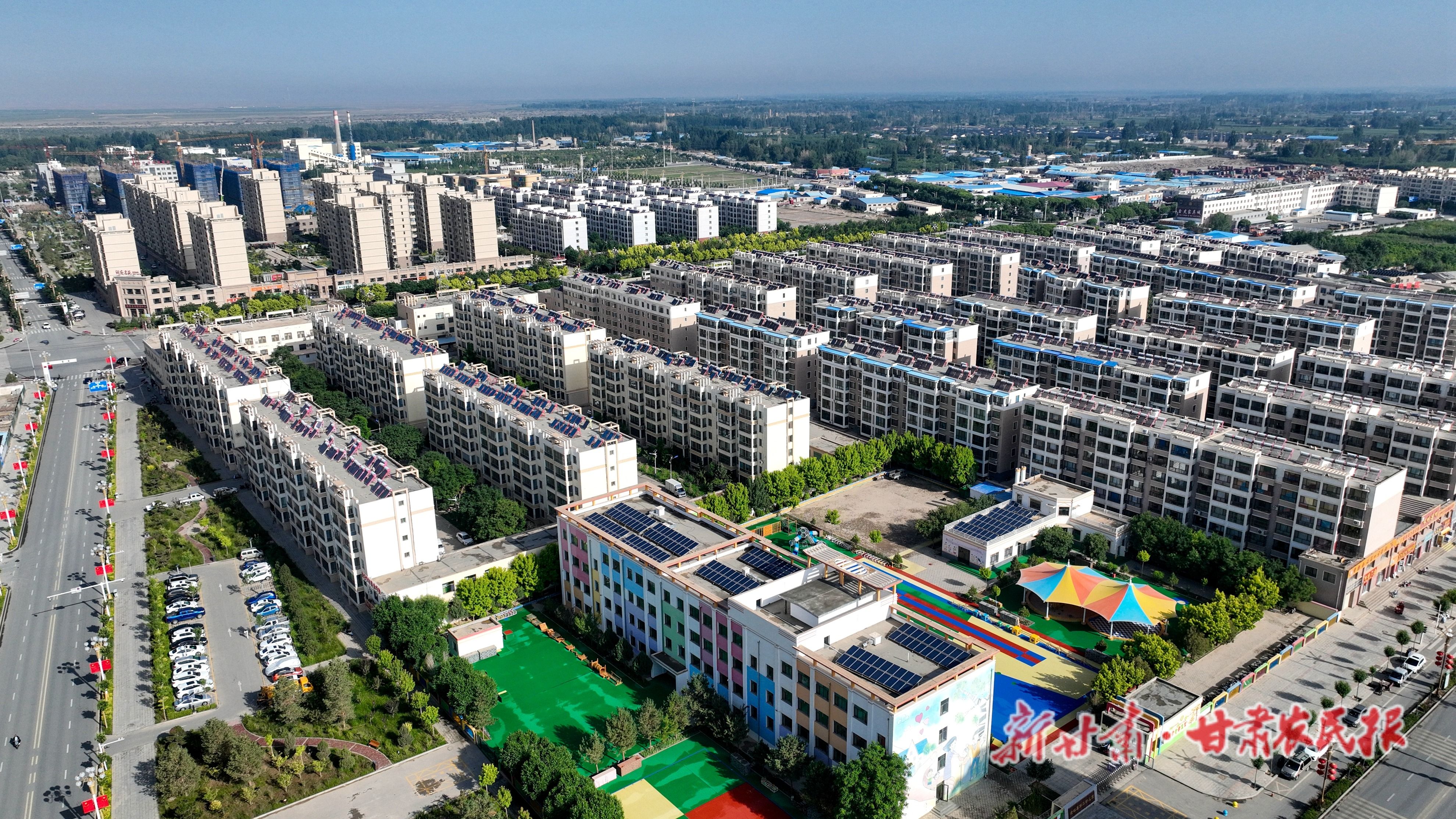 1.一个个老旧小区焕然一新