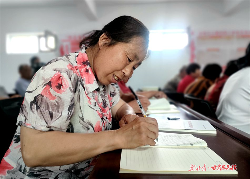 放下锄头拿笔头，麦积农人开课了！