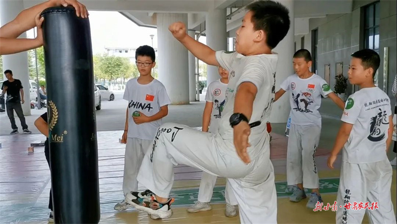 ​天水爱尔眼科医院举行夏日眼力大作战5P运动会