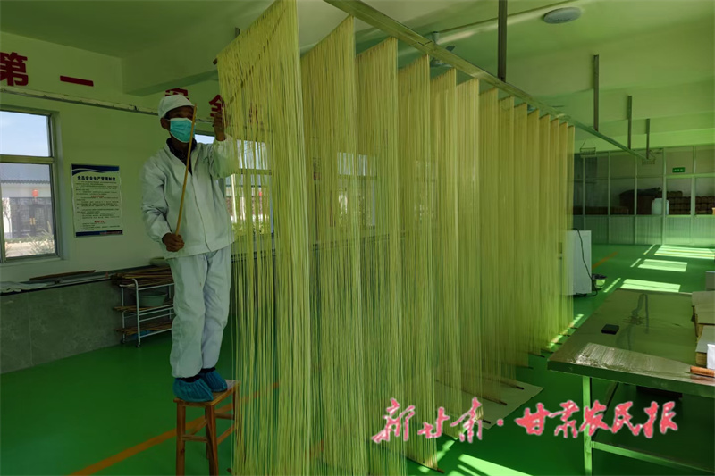 崇信：手工挂面助农增收的&ldquo;致富宝&rdquo;