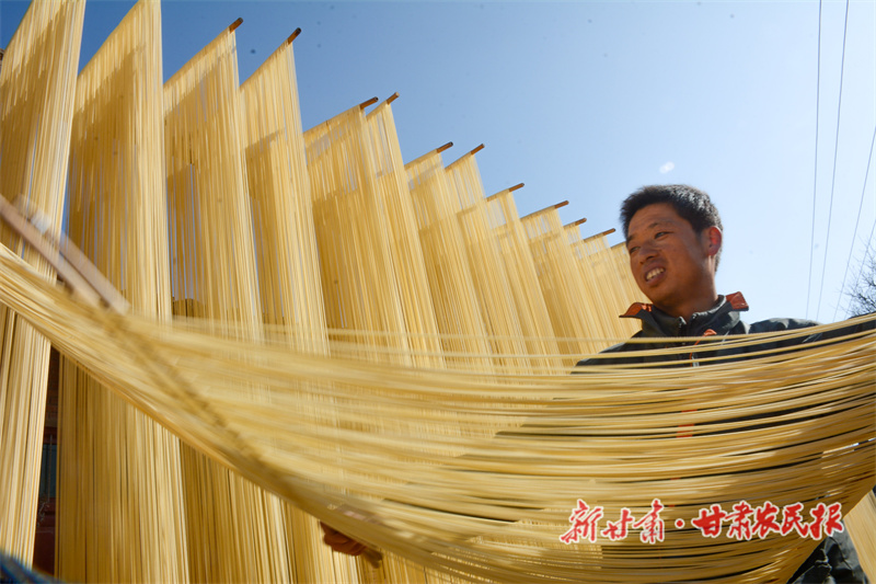 成县 传统手艺挂出&ldquo;黄金丝&rdquo;