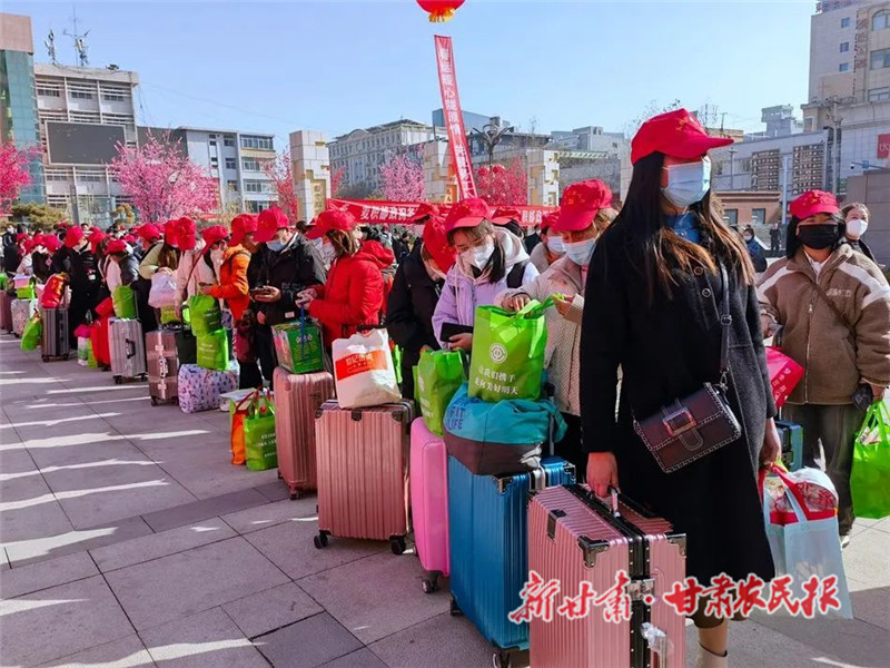 &ldquo;点对点&rdquo;劳务输送 温暖返岗就业路