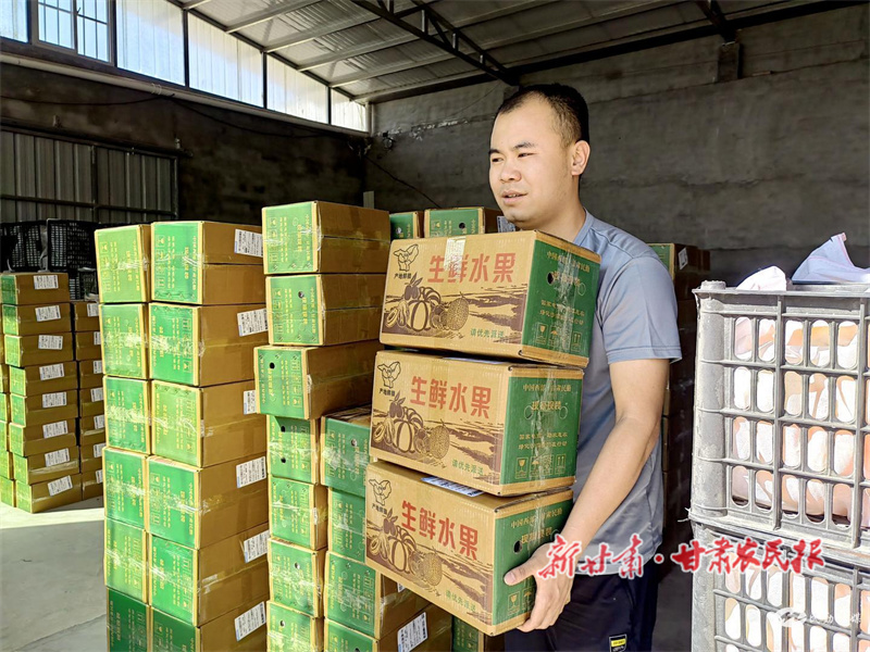 常文杰：乘“云”触“网” 助农出“深闺”