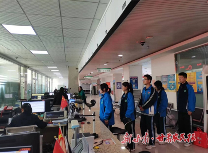 民乐县公安局：“绿色通道”助力高考学子起航追梦
新甘肃