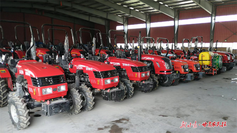 庄浪：农机检修销售忙 春耕生产有保障
