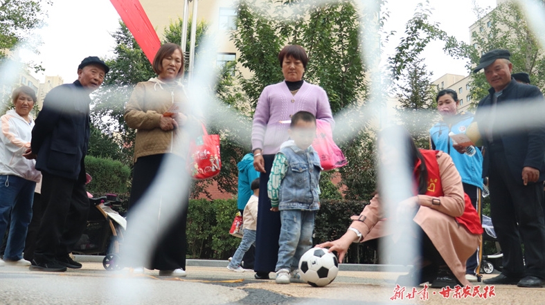 静宁：结对关爱显真情 倾心帮扶暖民心