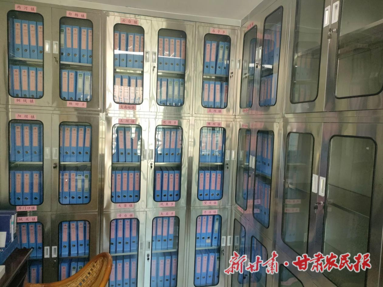 康县：下“绣花功夫”促“档”升级——退役军人档案从“纸间”到“指尖”华丽转身