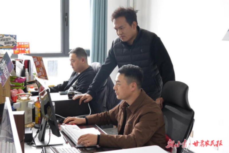 马万福：以电商为种子 扎根家乡热土