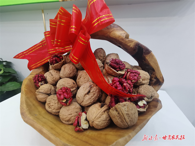 煤城绽放农业&ldquo;新景色&rdquo;&mdash;&mdash;华亭市推进农业产业链发展综述