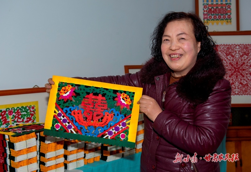 通渭：农民非遗年货挣起“季节钱”