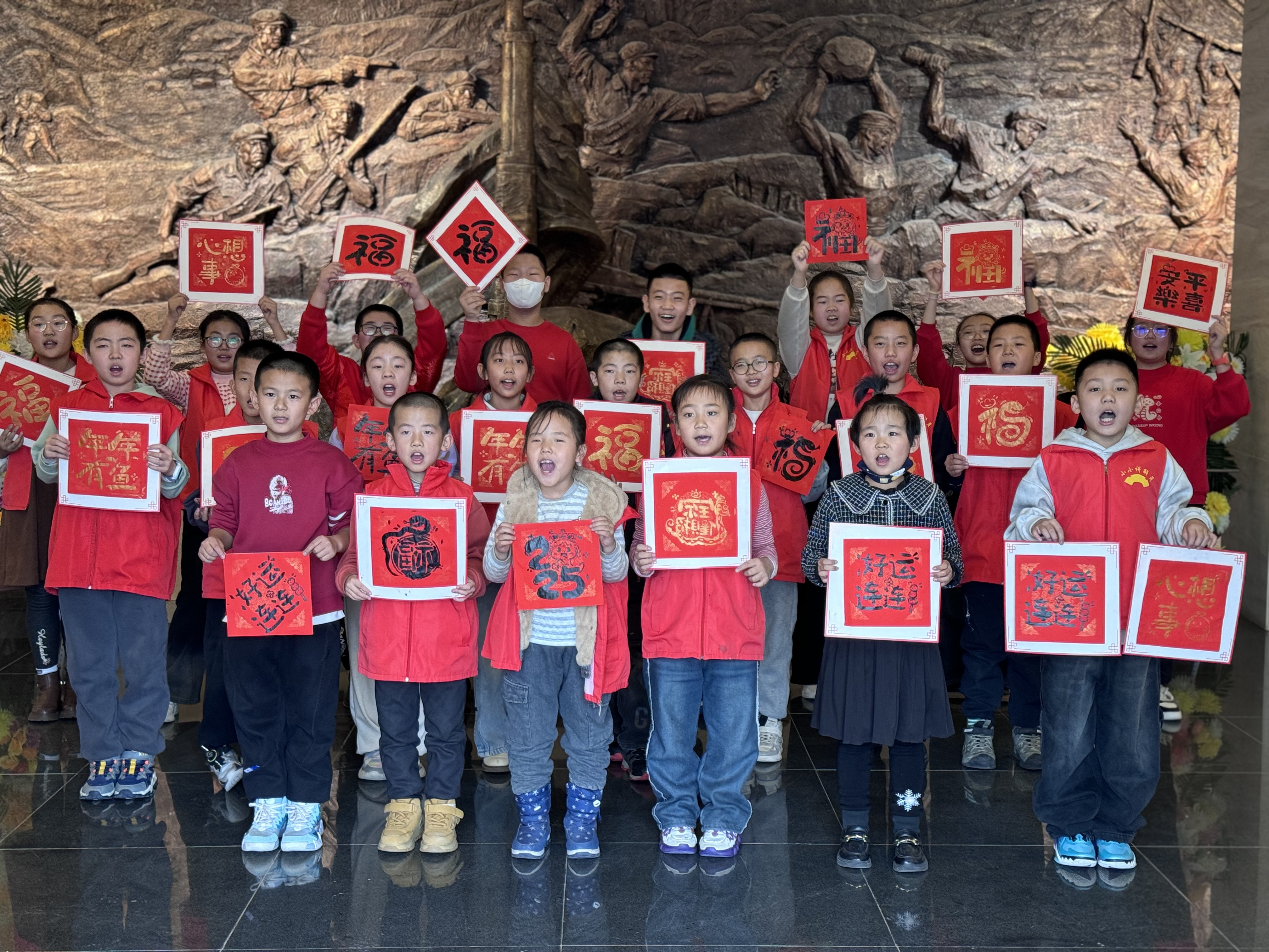 瓜州：朱墨绘春 唤醒年味传承梦