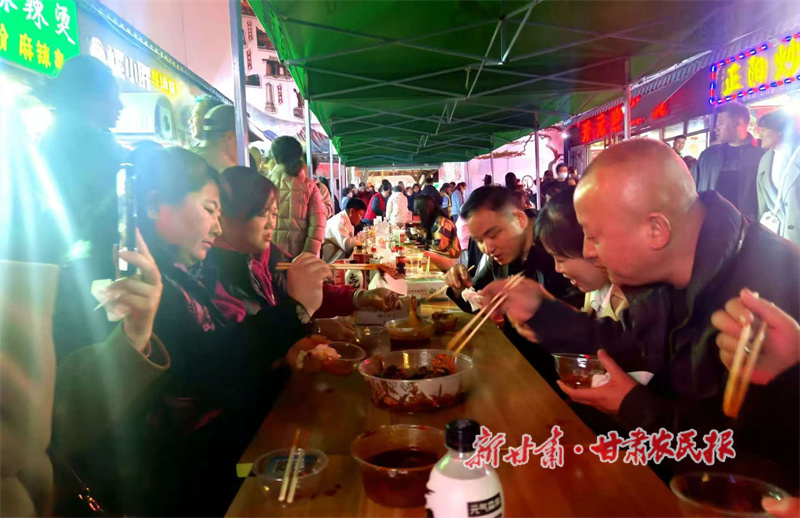 天水麻辣烫：从市井小吃到网红顶流的蜕变之路