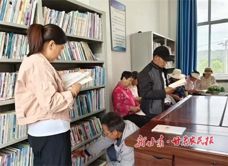 华亭：农家书屋焕活力 文化惠民润心田