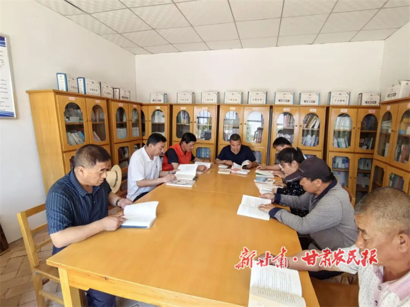 通渭县：农家书屋溢书香，乡村振兴添动力