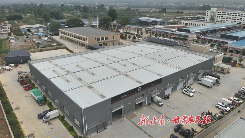 甘谷县：科技赋能物流高效运转 智慧枢纽助力乡村振兴