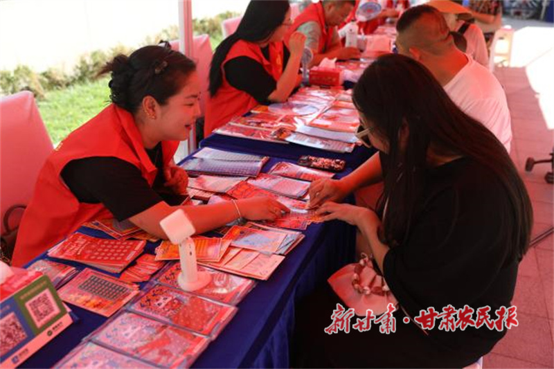 甘肃福彩刮刮乐“时光刮痕·乐见20年”主题活动在张掖举行