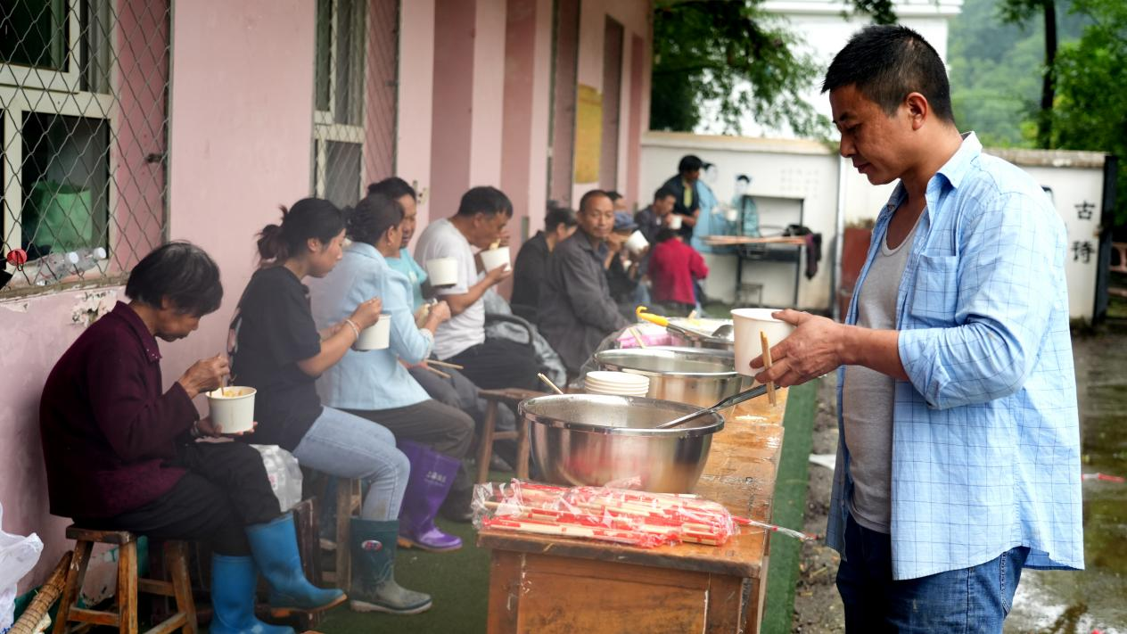康县：干群一心 同绘防汛减灾“同心圆”