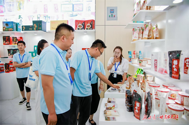 “理论+实践+伴教”全链条赋能！甘肃电商创业训练营收官