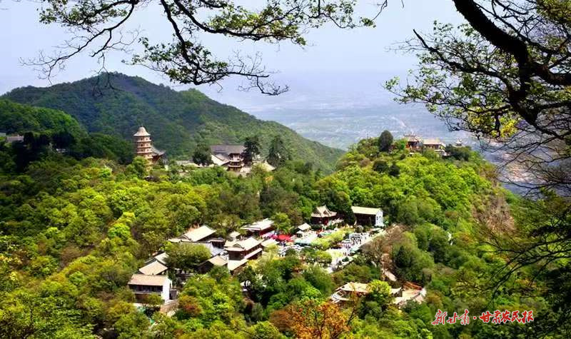 云深不知暑 崆峒觅清凉