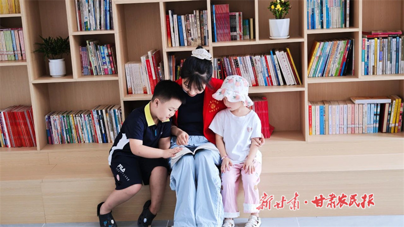 文县：农家书屋飘书香 文明乡风促振兴