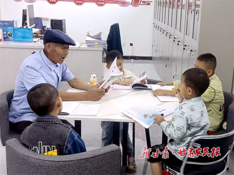 安定区：农家书屋化身暑期“成长阵地”