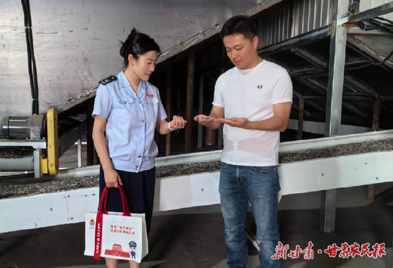 武威税务：税收助农喜庆丰收 合规守护&ldquo;粮&rdquo;田美景