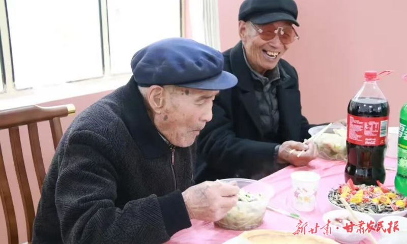 通渭县鸡川镇：方寸幸福院 养老乐融融 