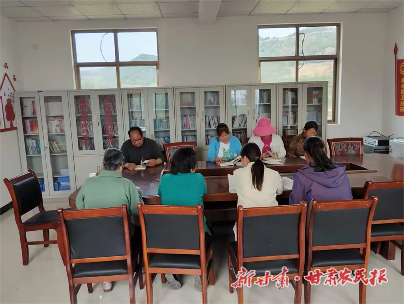以书为媒润民心 全民阅读促振兴