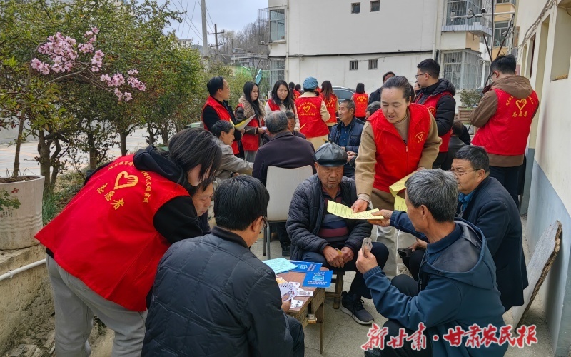 康县：党建引领聚合力 创城提质润民心